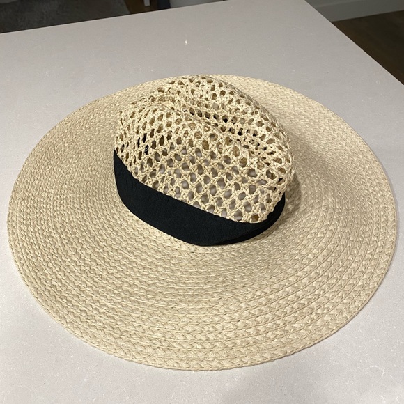 Dynamite Accessories - Dynamite Woven Straw Hat with Black Band